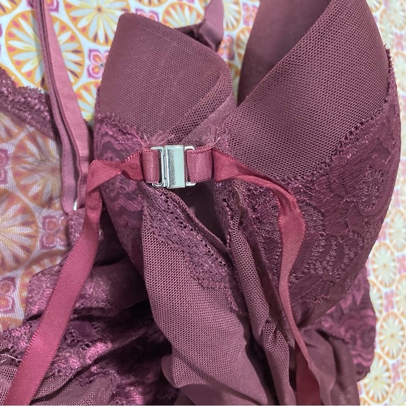 Ashley Stewart Burgundy Lace Bra Chemise - Picture 10 of 12